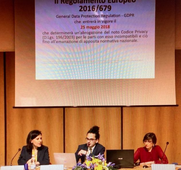 Convegno sul GDPR, relatori al tavolo